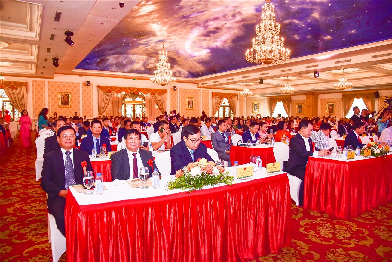 Ảnh tư liệu bên lề Đại hội Doanh nhân họ Mai Việt Nam tại Hải Phòng