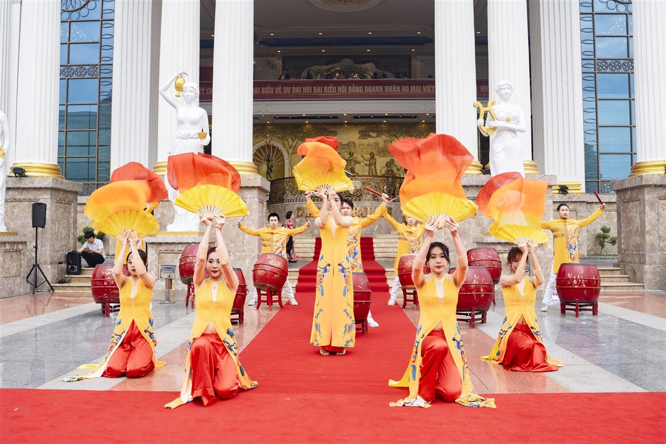 Ảnh tư liệu bên lề Đại hội Doanh nhân họ Mai Việt Nam tại Hải Phòng