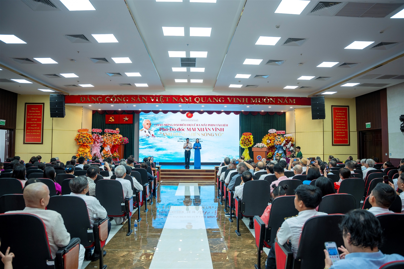 Ra mắt phim tài liệu: Phó Đô đốc Mai Xuân Vĩnh Anh hùng 