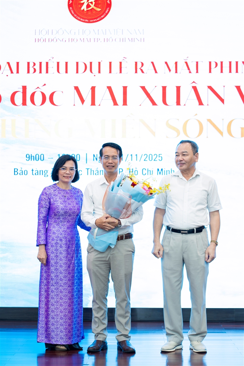 Ra mắt phim tài liệu: Phó Đô đốc Mai Xuân Vĩnh Anh hùng 