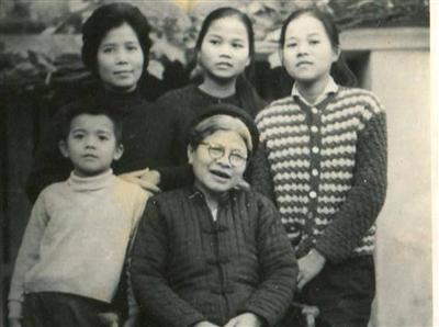 Cụ Vuong Thị Lài: Người phụ nữ vàng của Tuần lễ vàng
