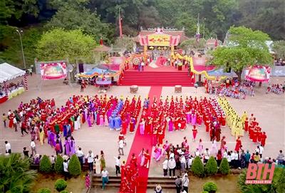 DOANH NHÂN HỌ MAI