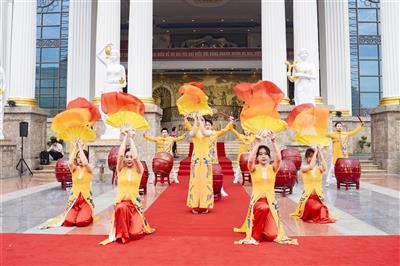 Ảnh tư liệu bên lề Đại hội Doanh nhân họ Mai Việt Nam tại Hải Phòng